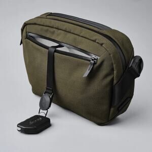 Alpaka Go Sling Army Green NWT